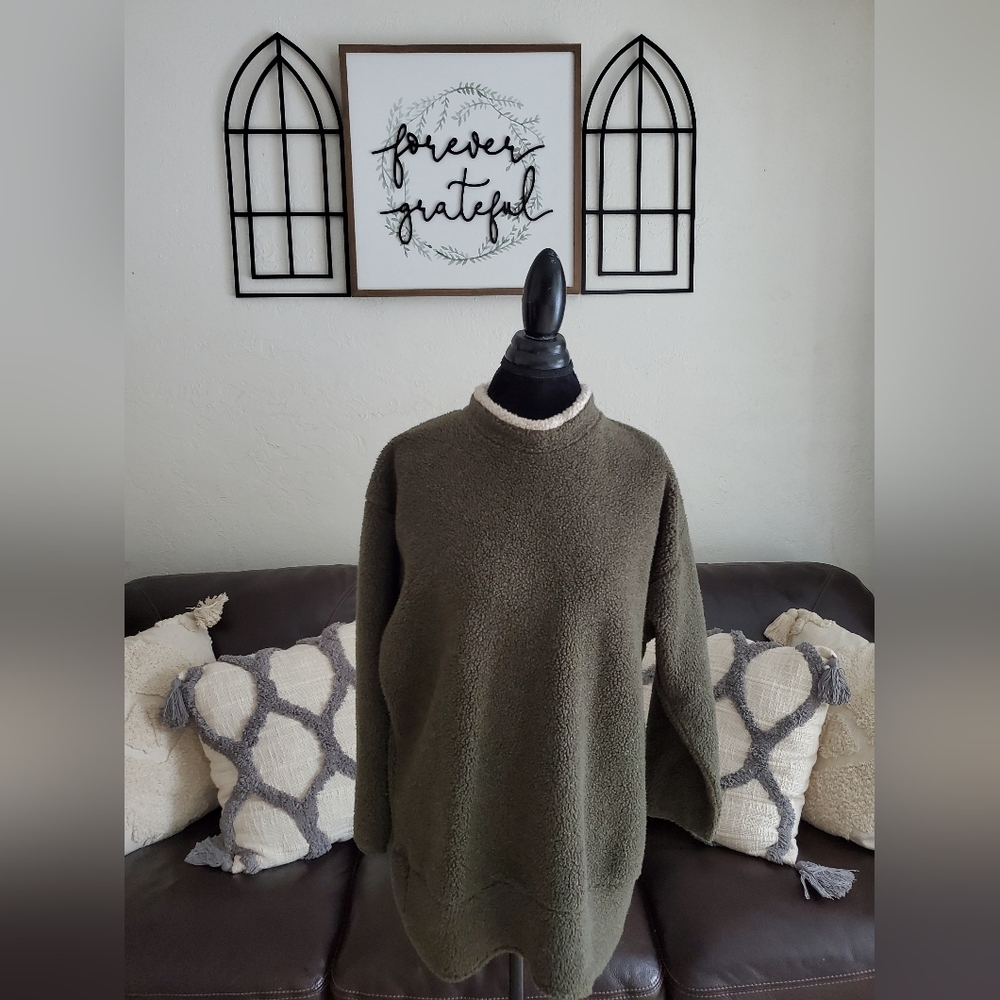 Black Mountain Sage Green Teddy Pullover Sweatshirt Men's Size L Outdoor Hiking